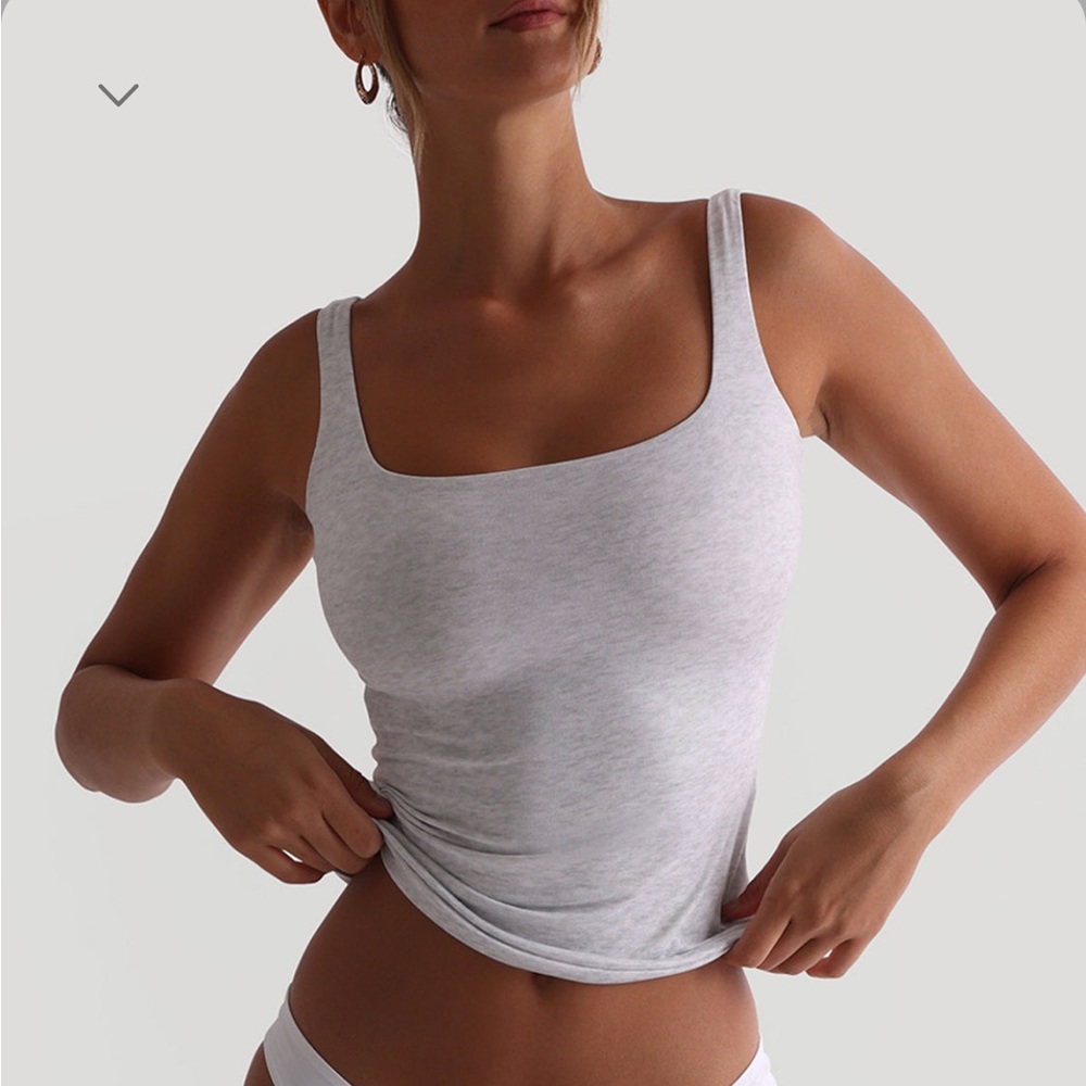 MYOUTFITONLINE light heather gray second skin tank top size small